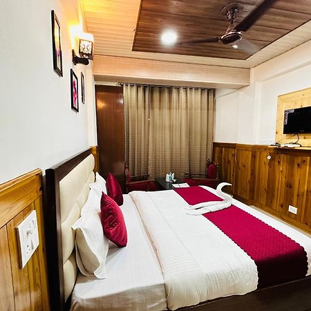 Hotel Avalanche Shimla Bagian luar foto
