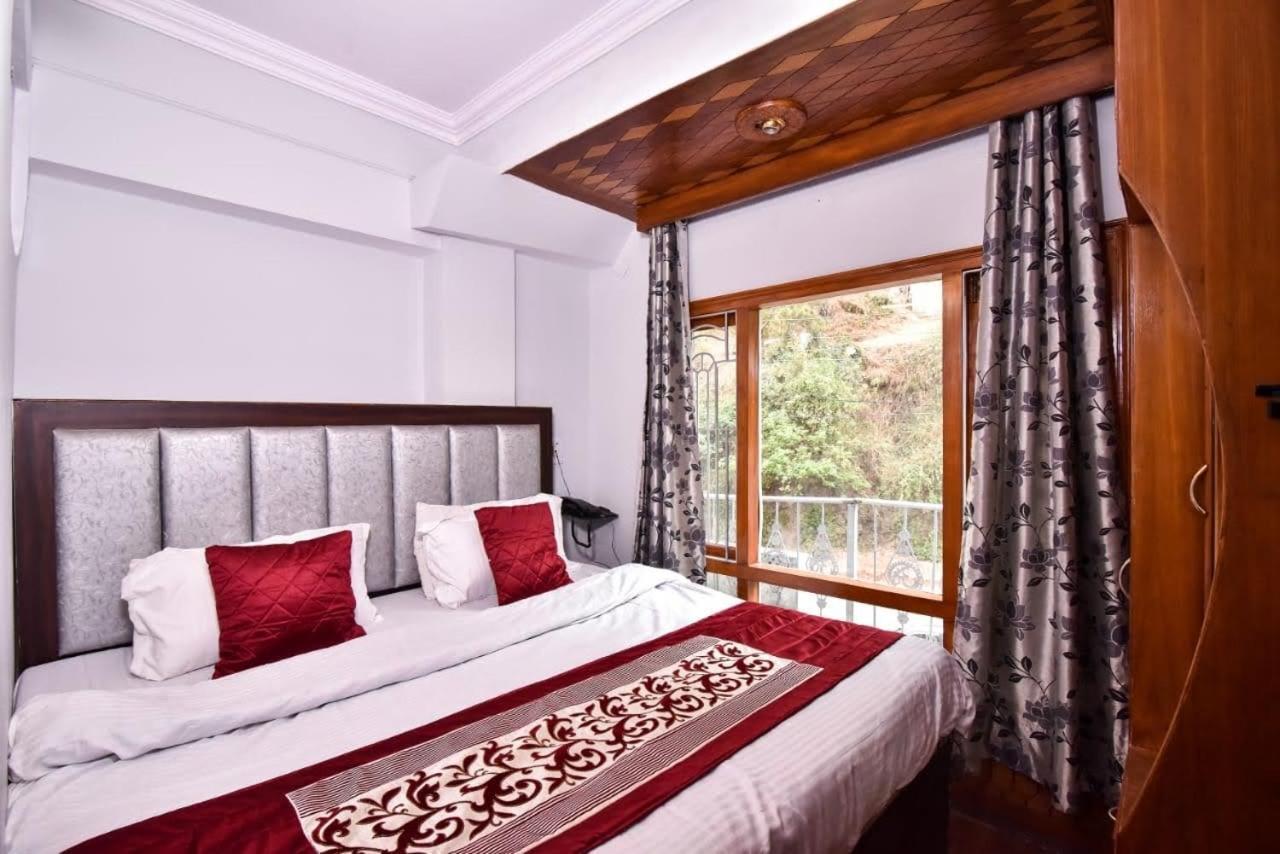 Hotel Avalanche Shimla Bagian luar foto