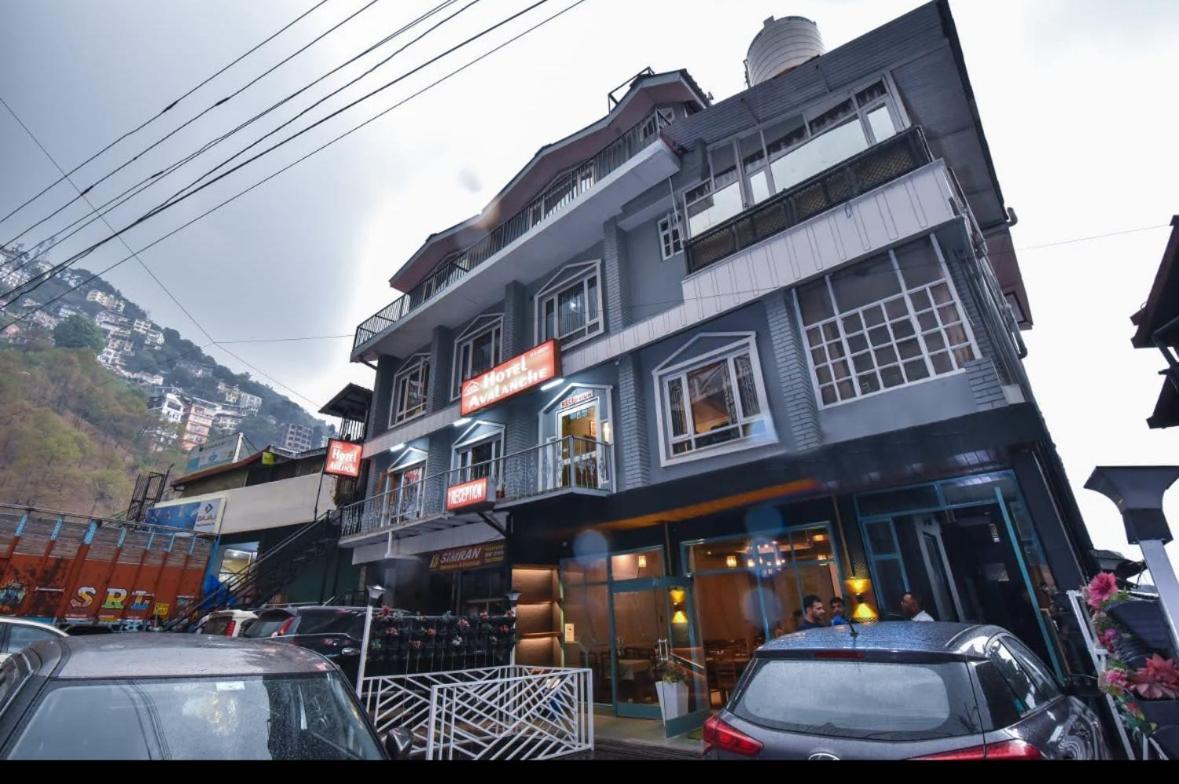 Hotel Avalanche Shimla Bagian luar foto
